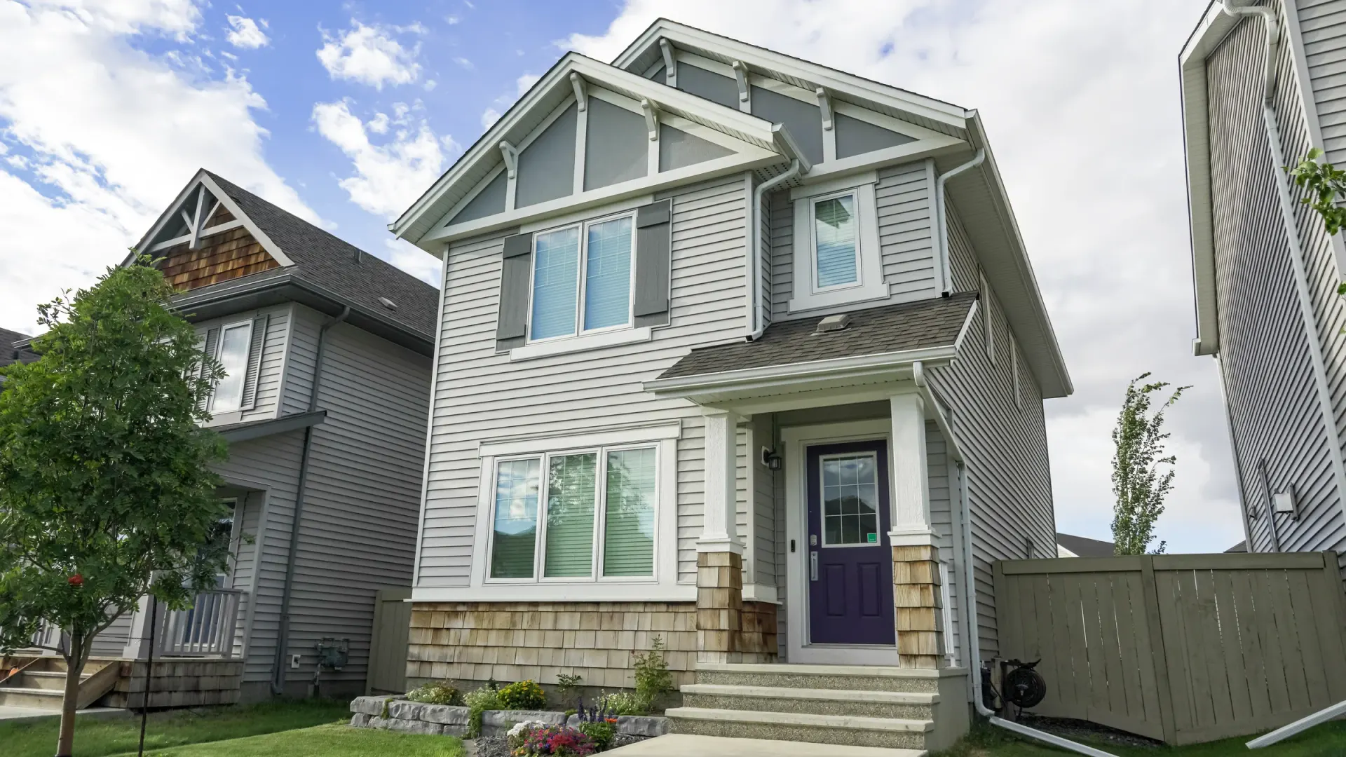 New siding and windows in BC by Pro Construction Group